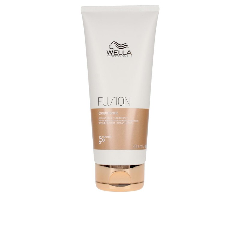 Wella Professionals FUSION Intense Repair Conditioner for Damaged Hair 200 ml