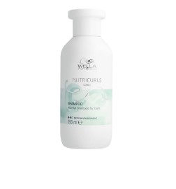 Wella Professionals NUTRICURLS Micellar Shampoo for Hair with Curls and Waves 250 ml