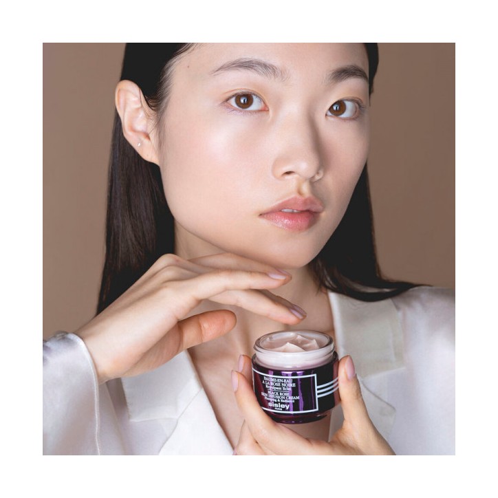 BAUME EN EAU A LA ROSE NOIRE - 50ml BAUME EN EAU A LA ROSE NOIRE - 50ml