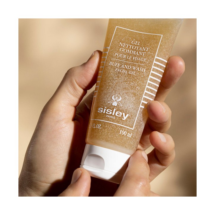 GEL NETTOYANT GOMMANT pour le visage 100 ml