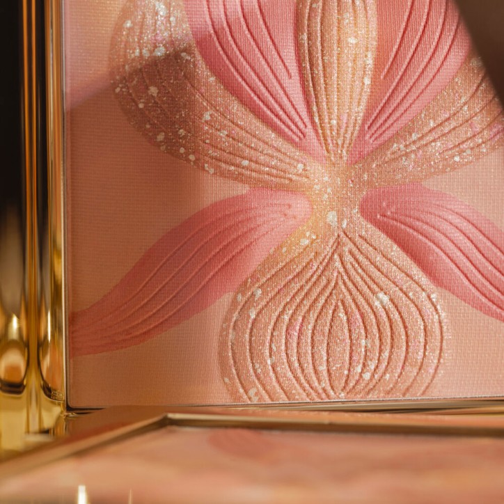 L'ORCHIDEE blush enlumineur au lys blanc ROSE 15 gr