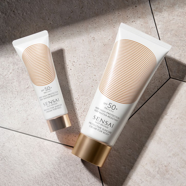 SILKY BRONZE Protective sun care face cream SPF50+ - 50ml