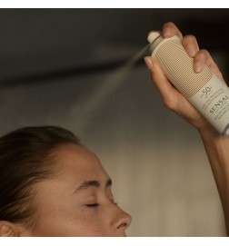 SILKY BRONZE COOLING PROTECTIVE SUNCARE SPRAY SPF50+ 150ml
