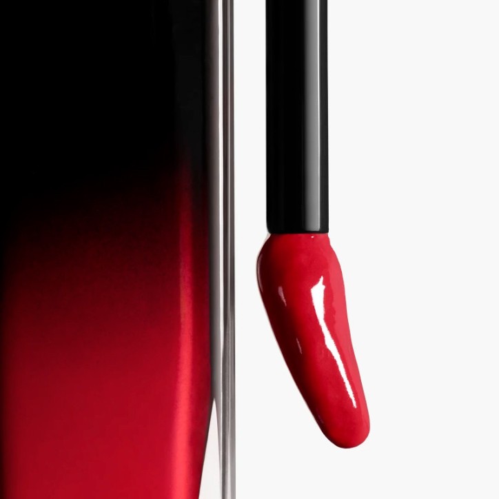 ROUGE ALLURE LAQUE 73-invincible 6 ml