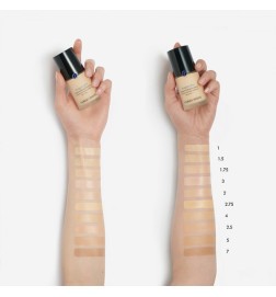 Armani DESIGNER GLOW MAKEUP FOUNDATION WITH HYALURONIC ACID