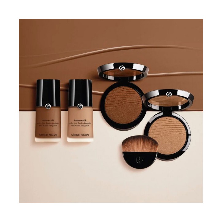 LUMINOUS SILK Glow Fusion Powder