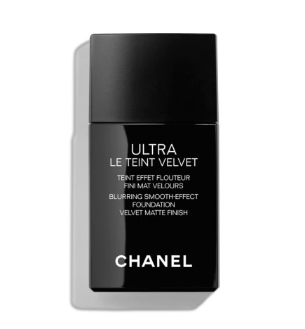 Chanel ULTRA LE TEINT VELVET SPF15 BD121